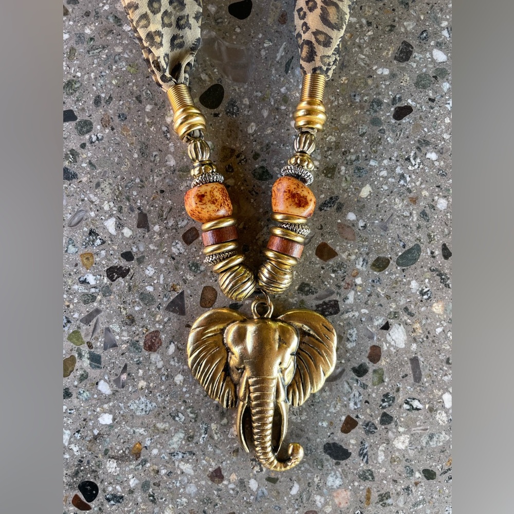 30" Beaded Scarf Elephant Pendant Necklace